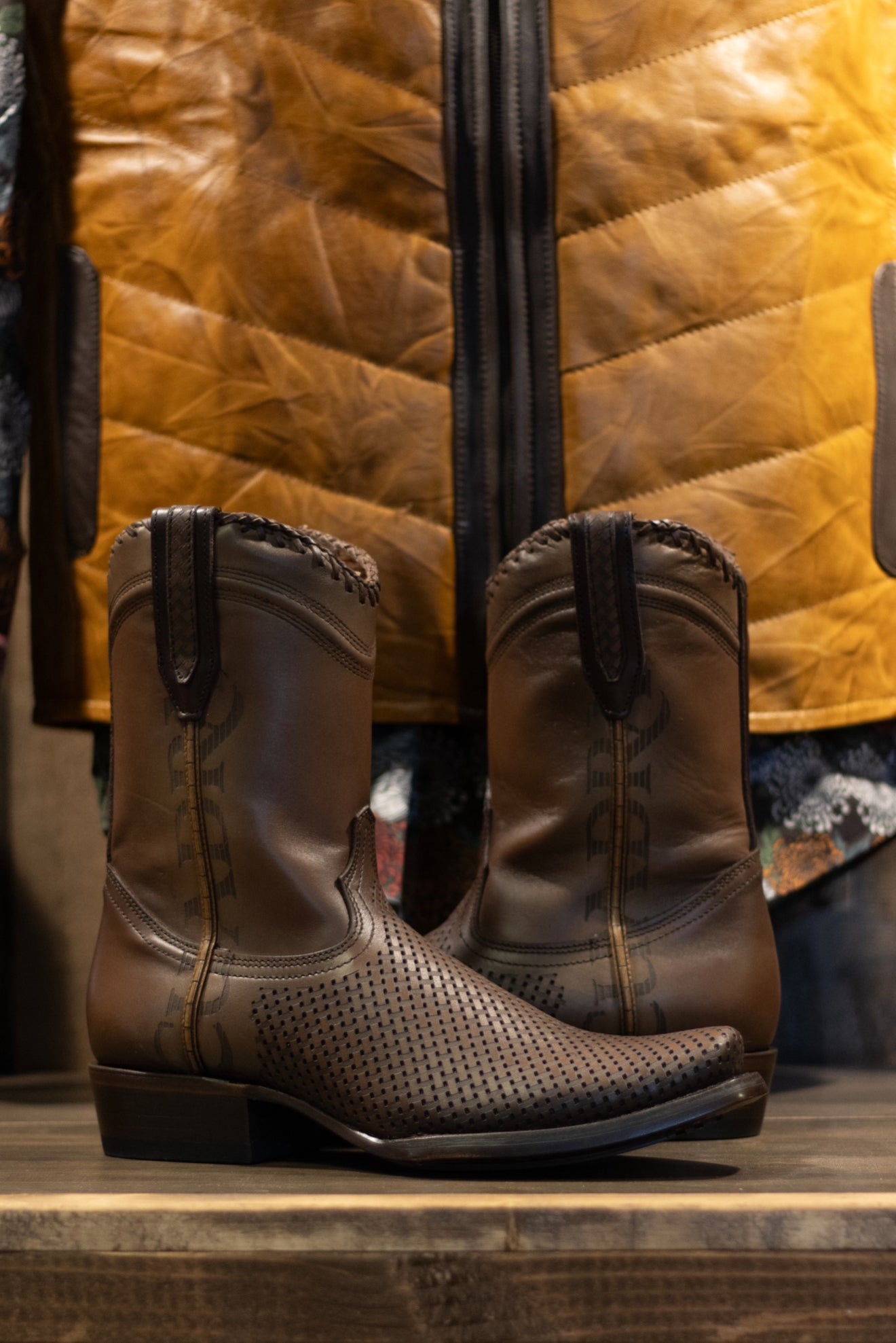 Cuadra - Res Crust Denver Cafe 1J2YRS