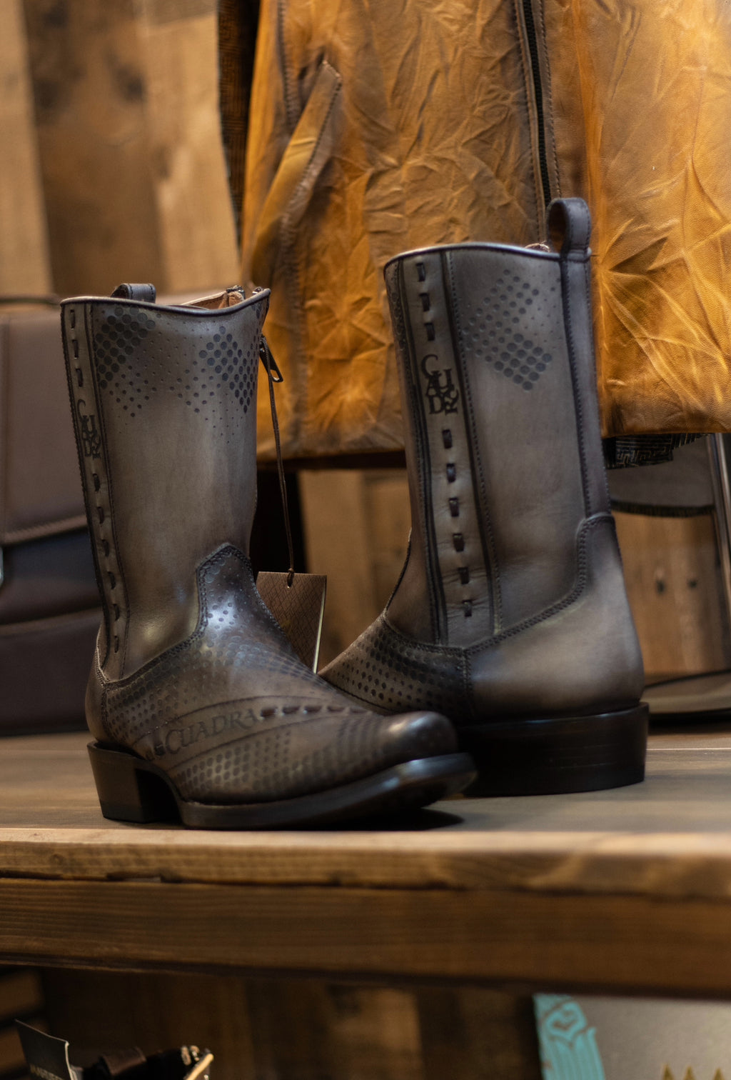 Cuadra - Res Crust Tornado Cafe 1J2URS