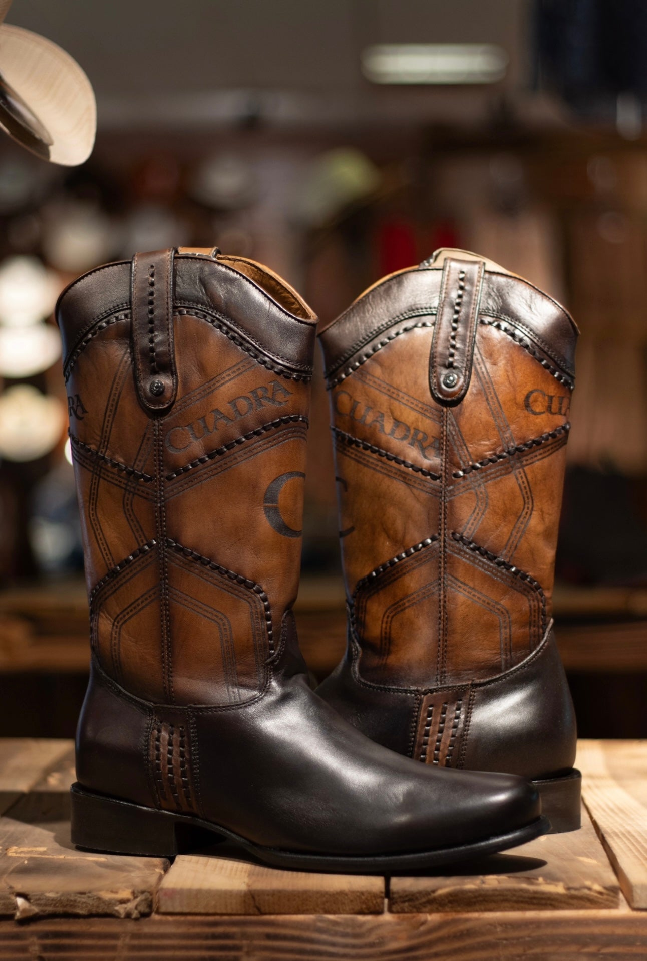 Cuadra - Crust Satro Whiskey Round Toe 4D01RS