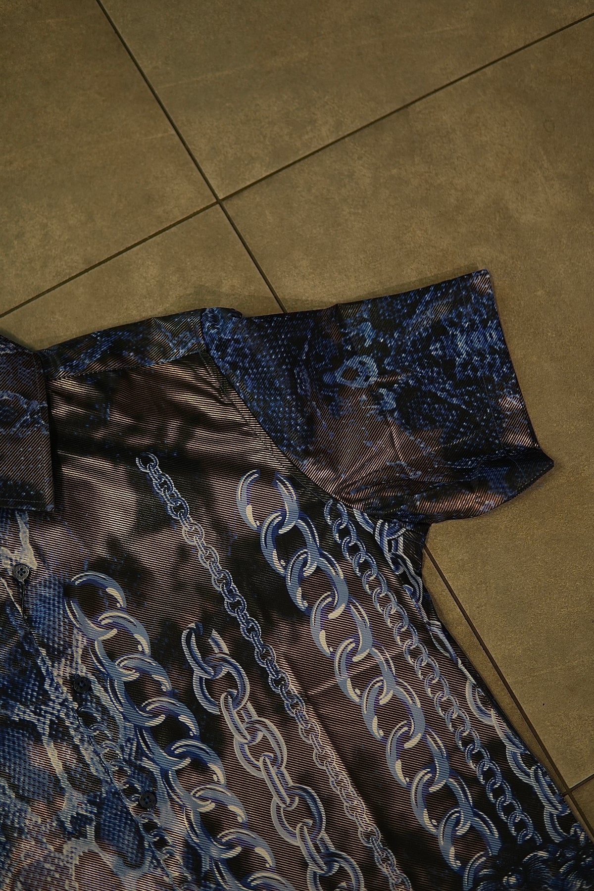 Men’s Printed Short Sleeve Button Up - Electric Storm