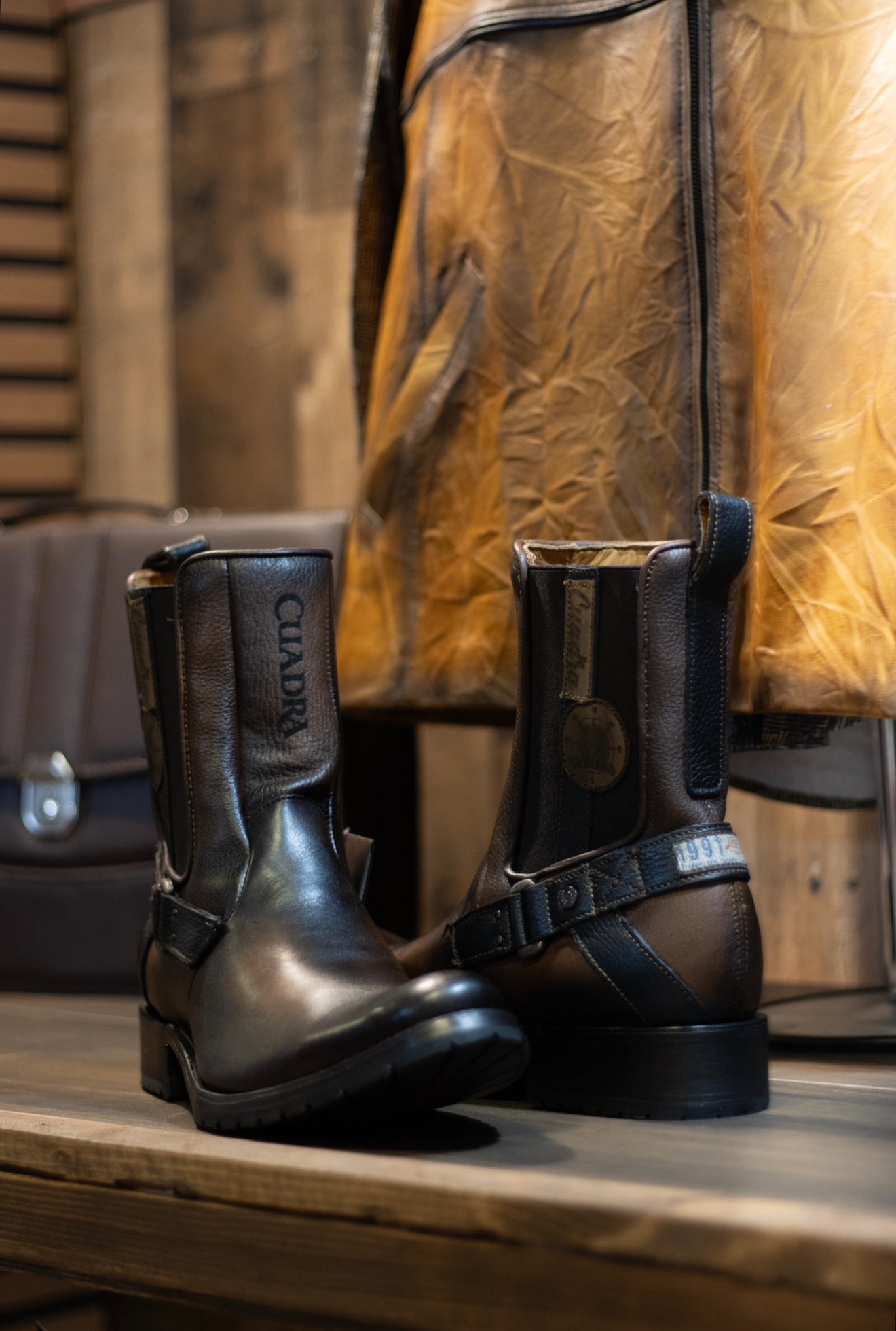 Cuadra - Sillero Over Base Castano Round Toe 2T2BRS