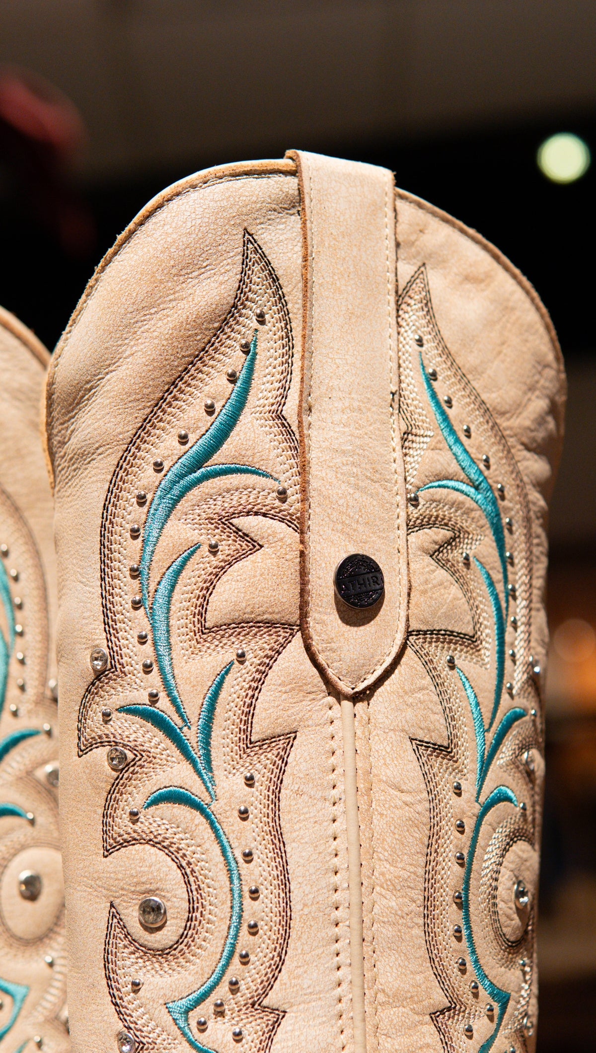 Athiri Ladies Alaska Orix Snip Toe Boots