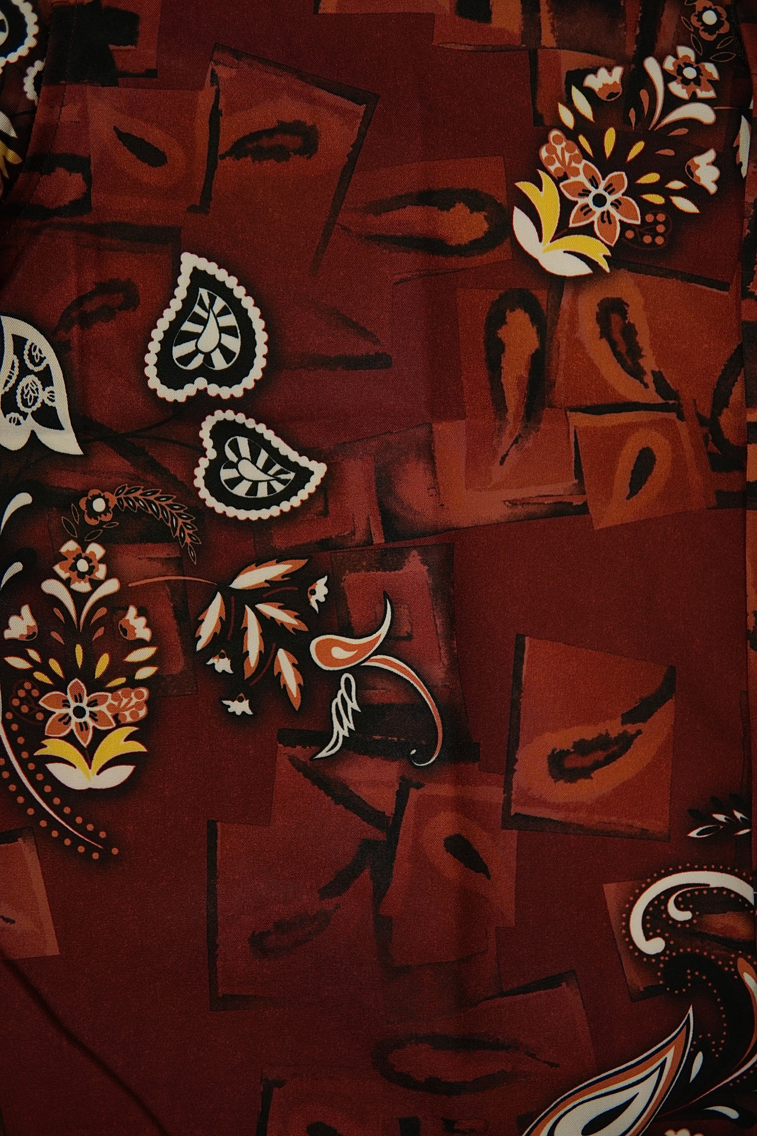 Men’s Printed Short Sleeve Button Up - Paisburg