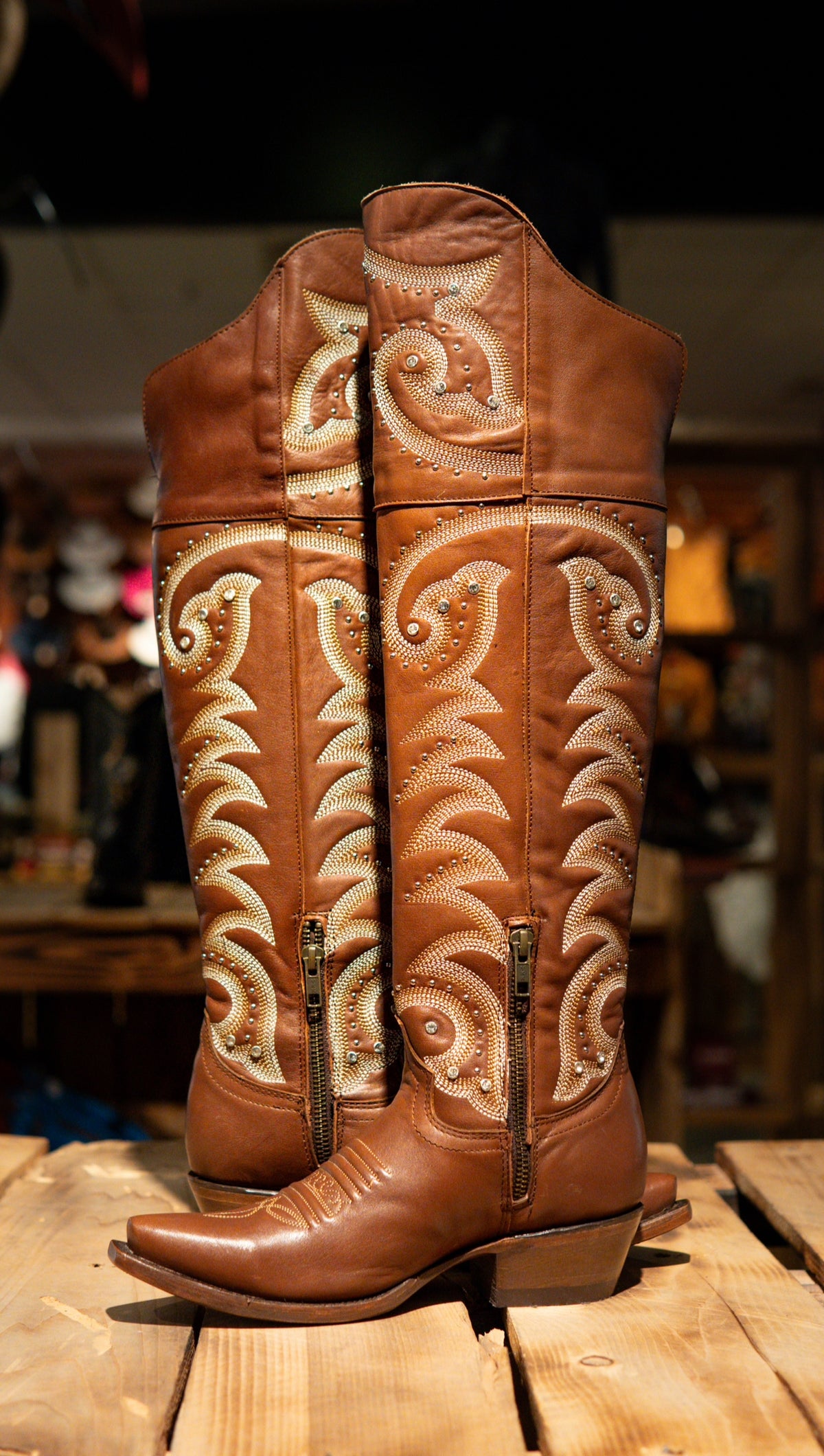 Athiri Ladies Montana Cafe Snip Toe Boots