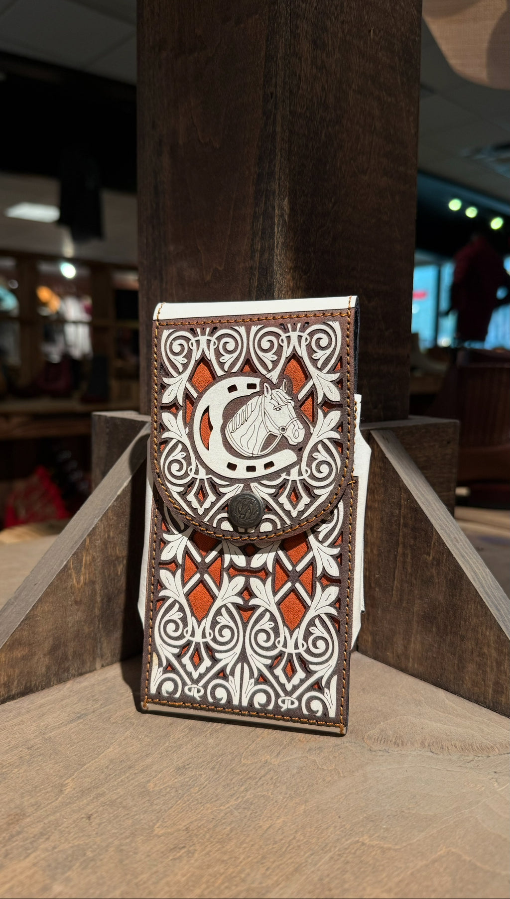 Camel Horseshoe Phone Holder