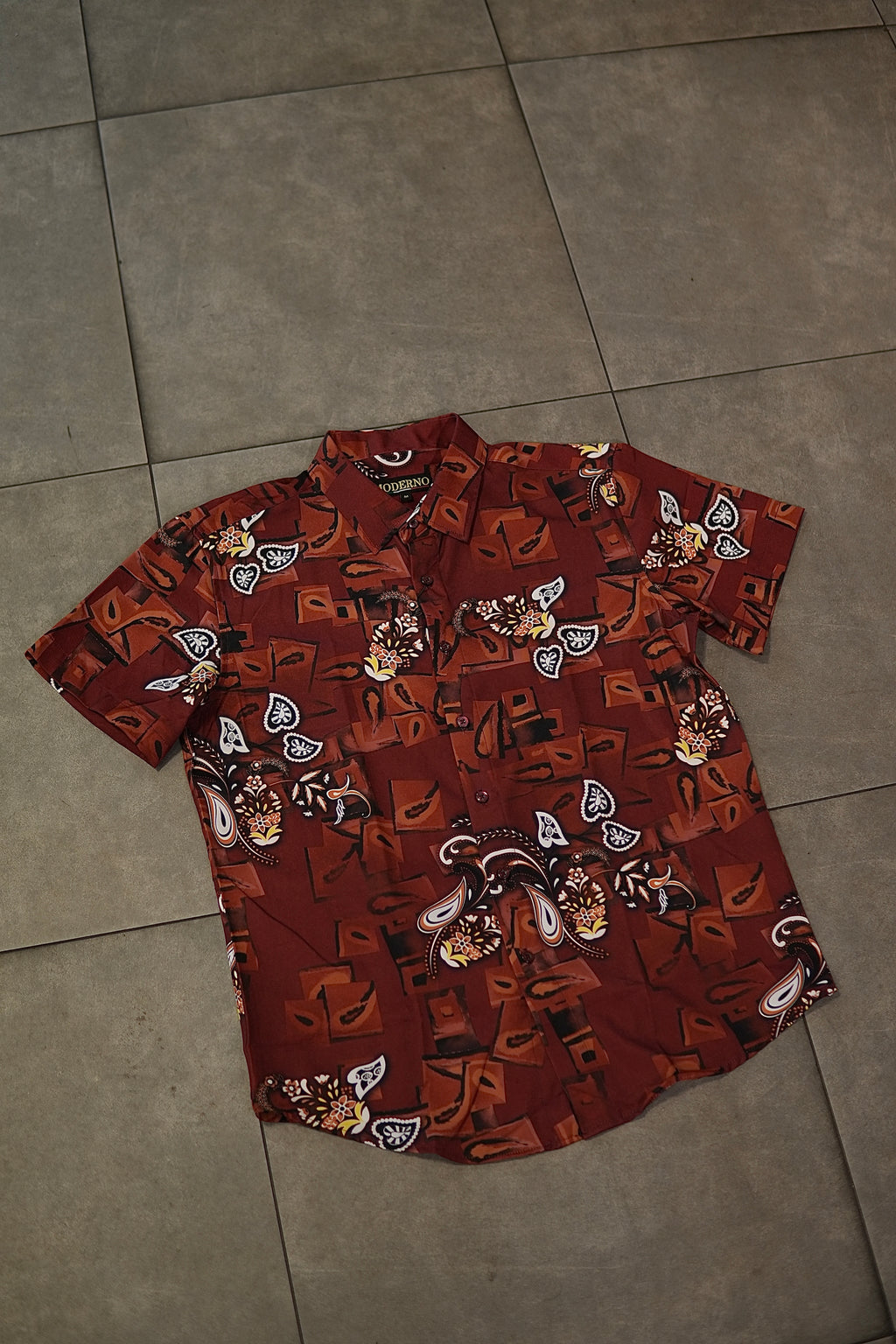 Men’s Printed Short Sleeve Button Up - Paisburg