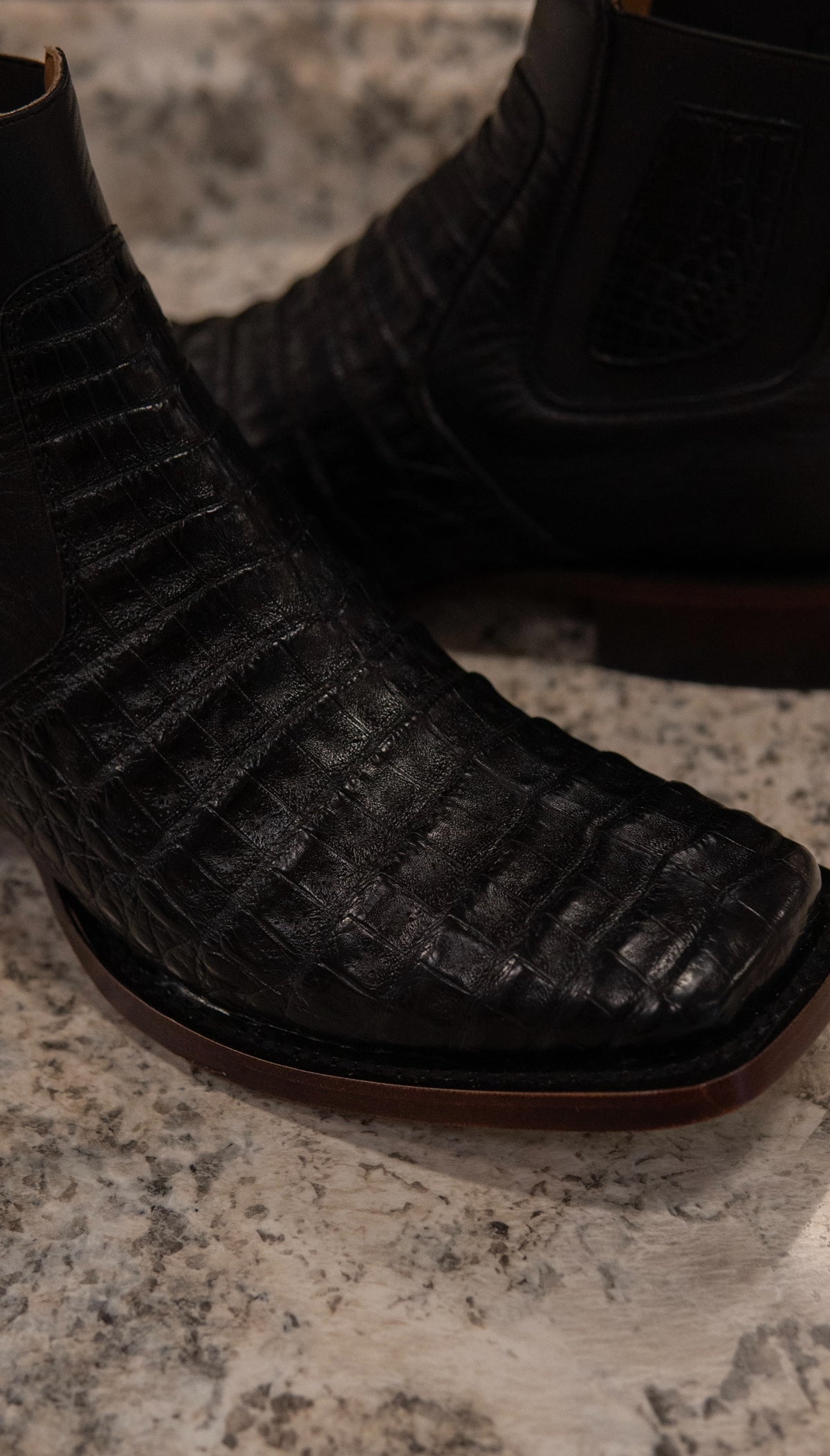 Men's Los Altos Caiman Black Chelsea Boots