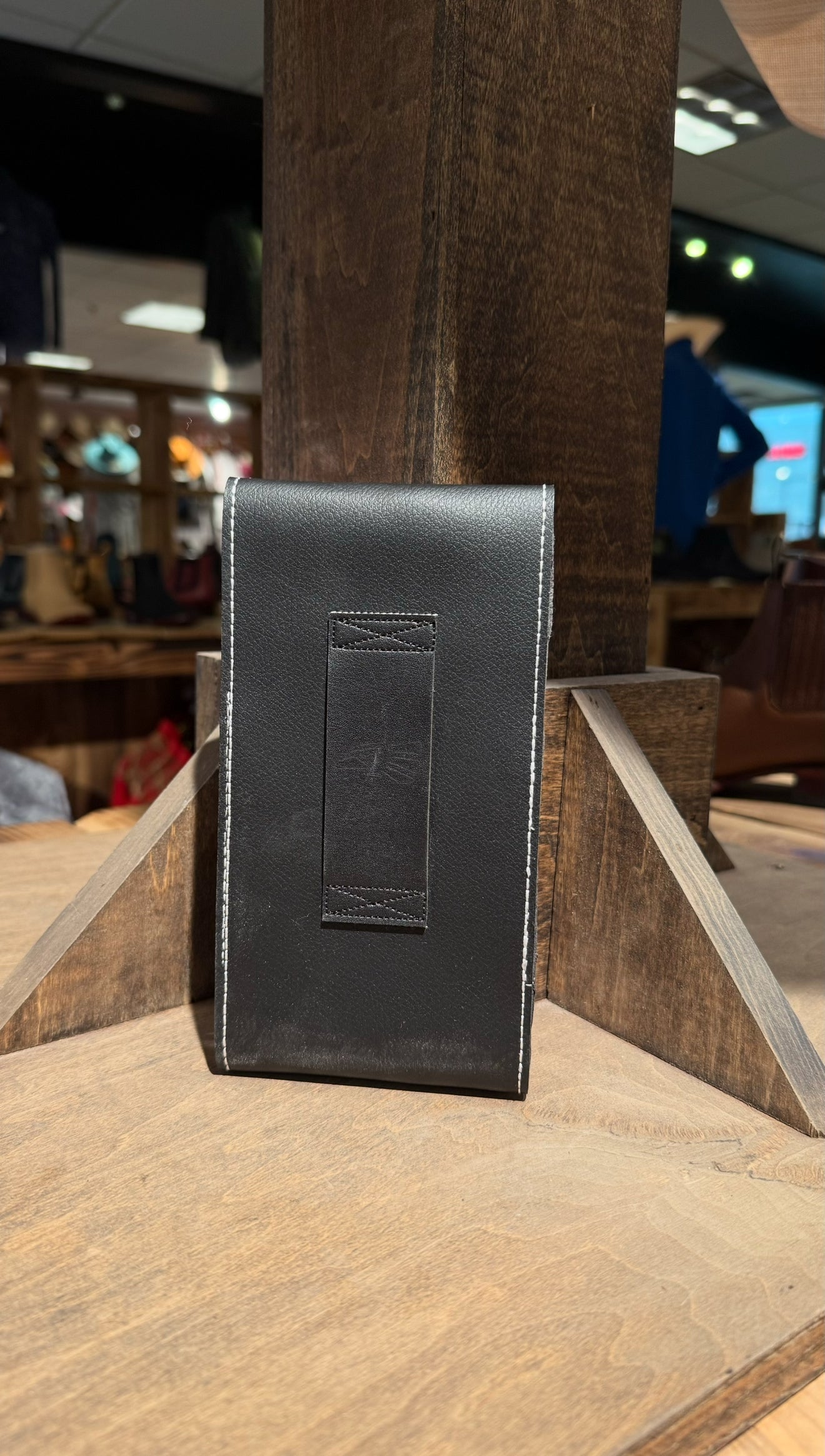 Caballo Bailando Phone Holder