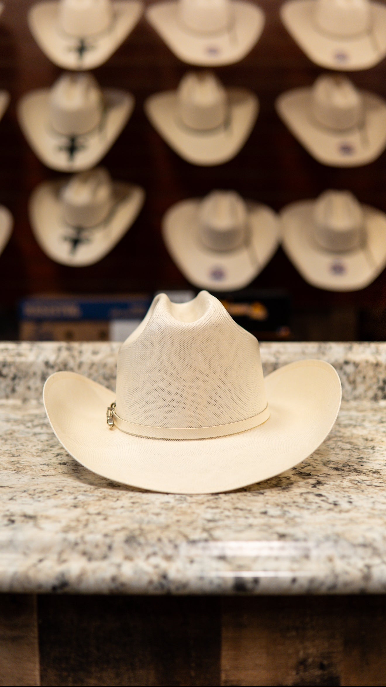 Cuernos Chuecos Sombrero Straw 300X Durango Style Hat