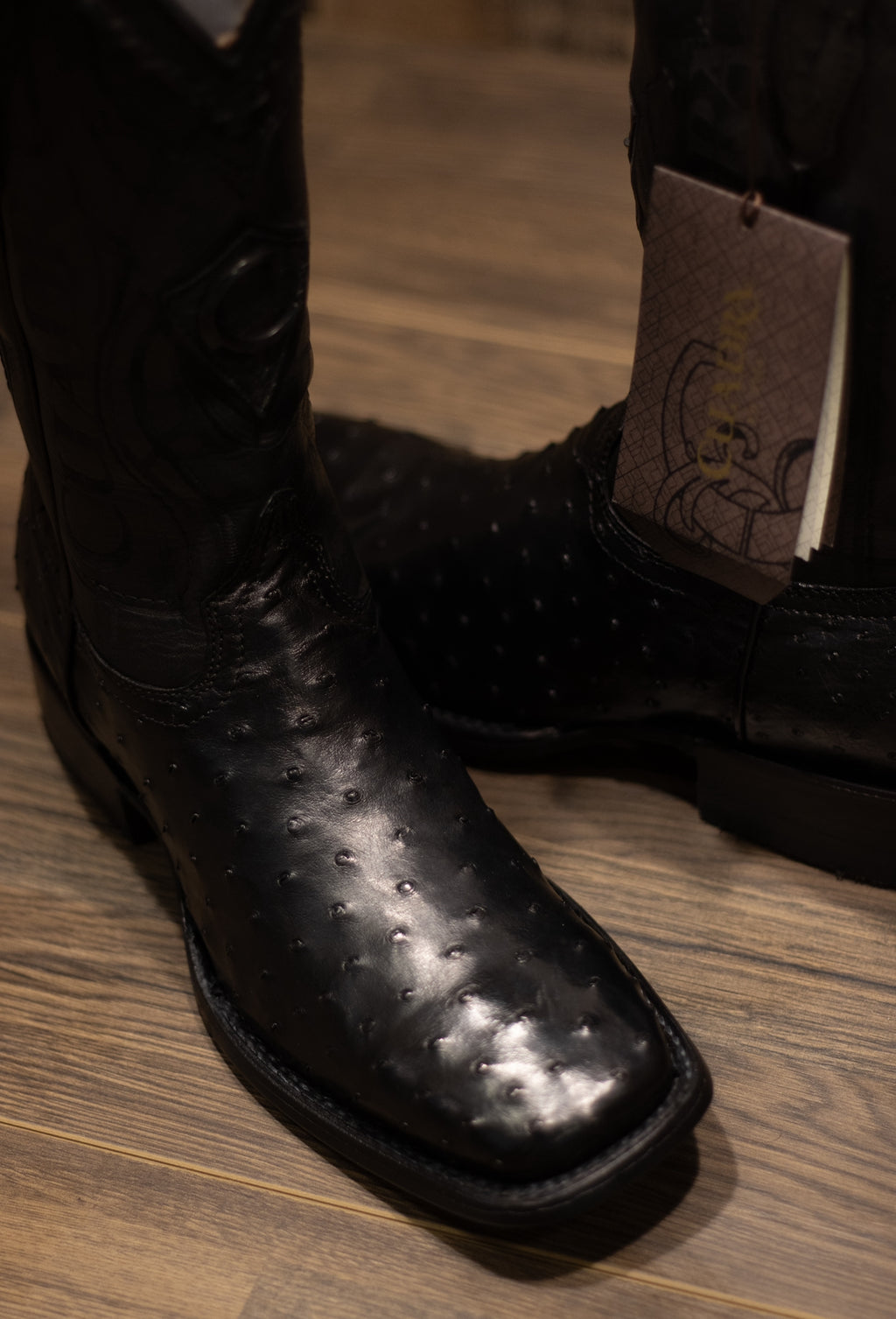 Cuadra - Avestruz Negro Square Toe Boots