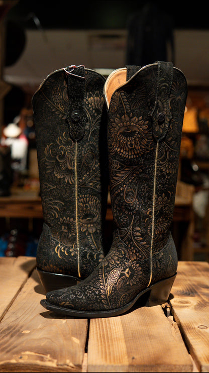 Athiri Ladies Serey Oro Snip Toe Boots
