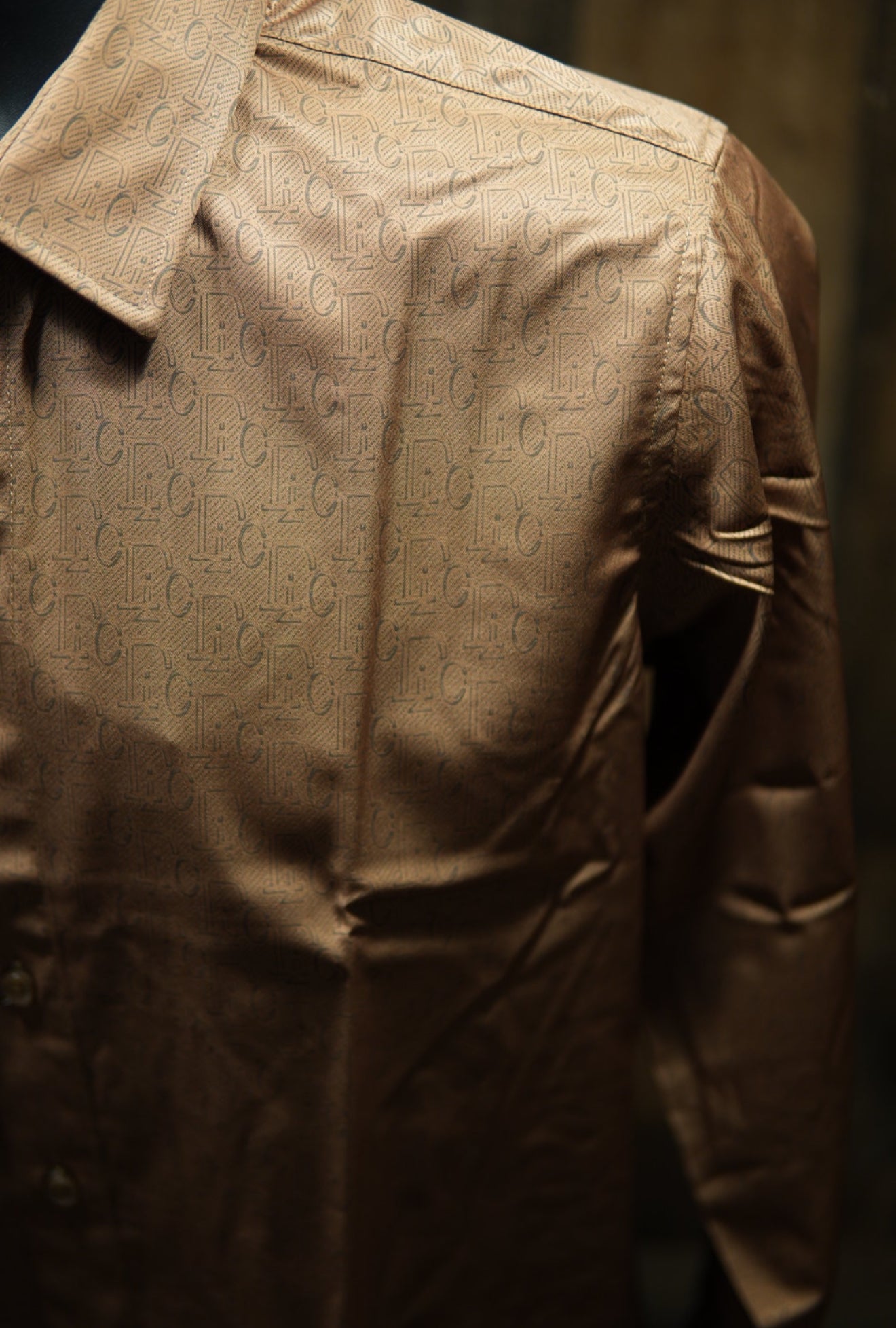 Men’s Long Sleeve Button Up - Brown