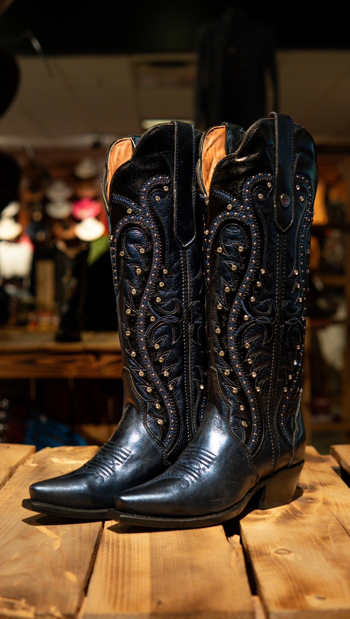 Athiri Ladies Britania Navy Snip Toe Boots