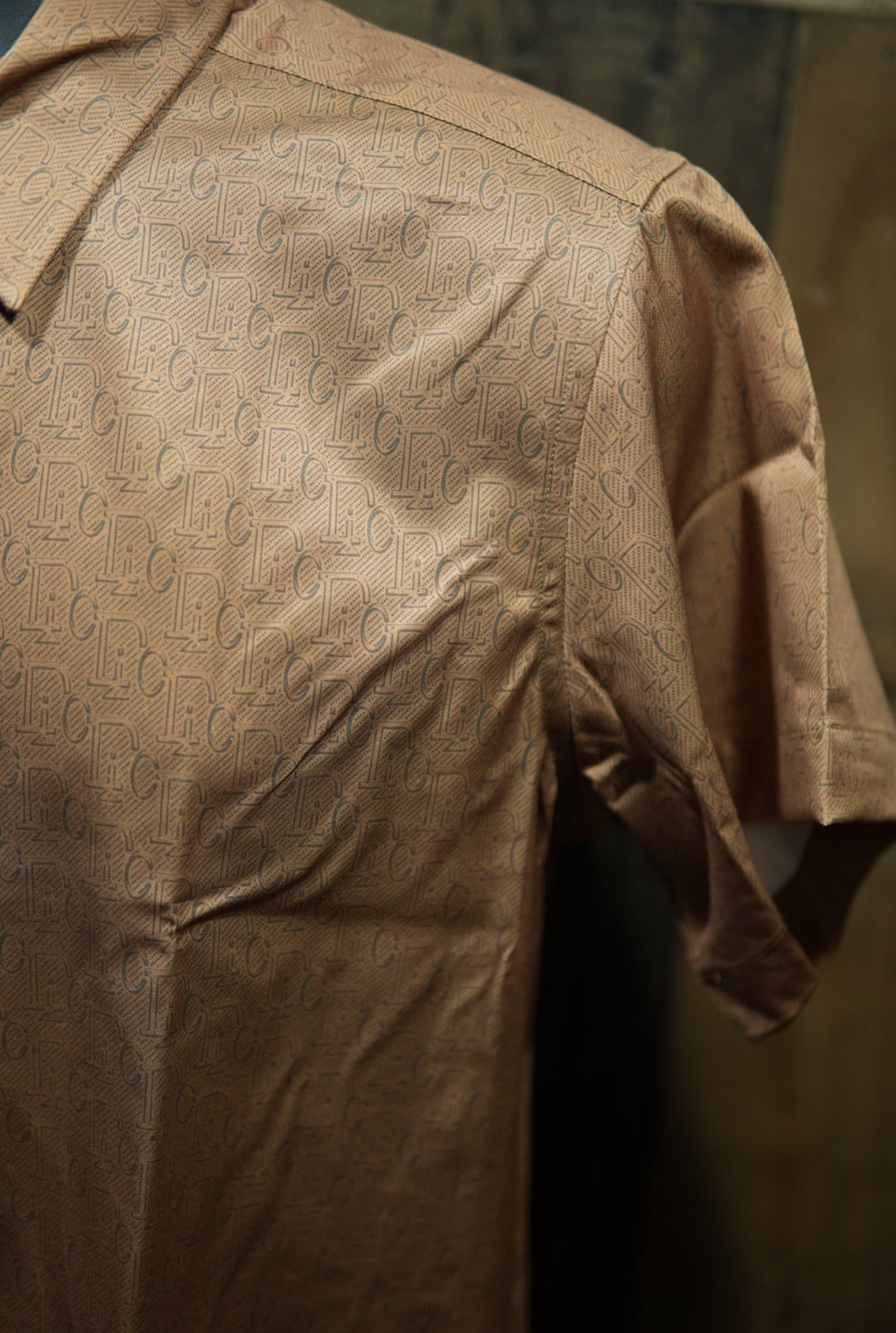 Men’s Short Sleeve Button Up - Brown