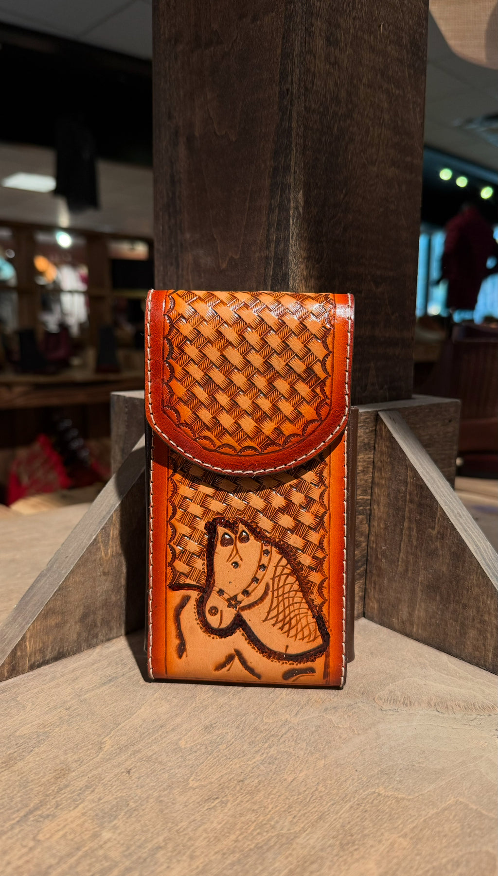 Cognac Horse Head Phone Holder