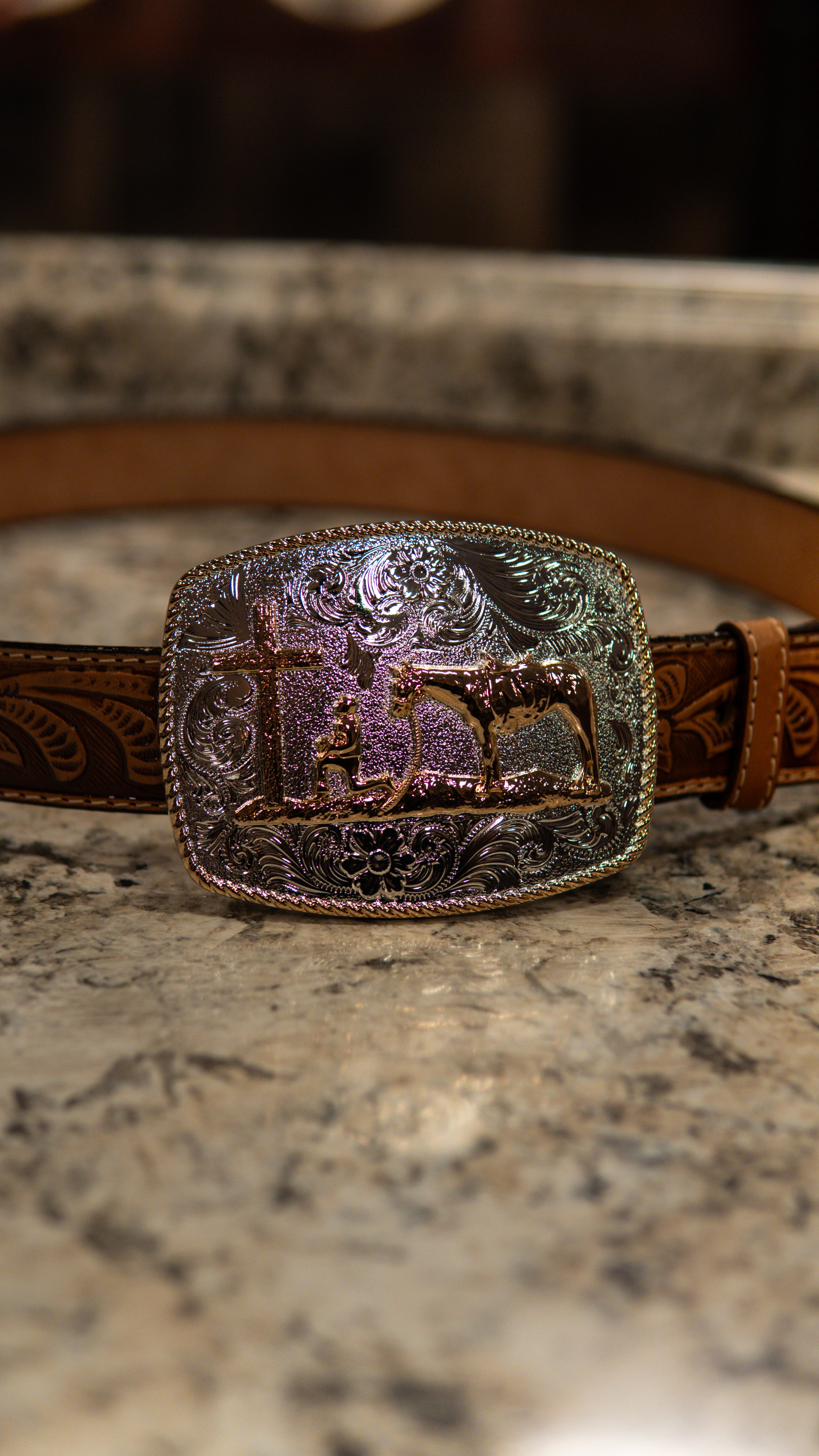 Kneeling Horse Sailing Western Buckle
