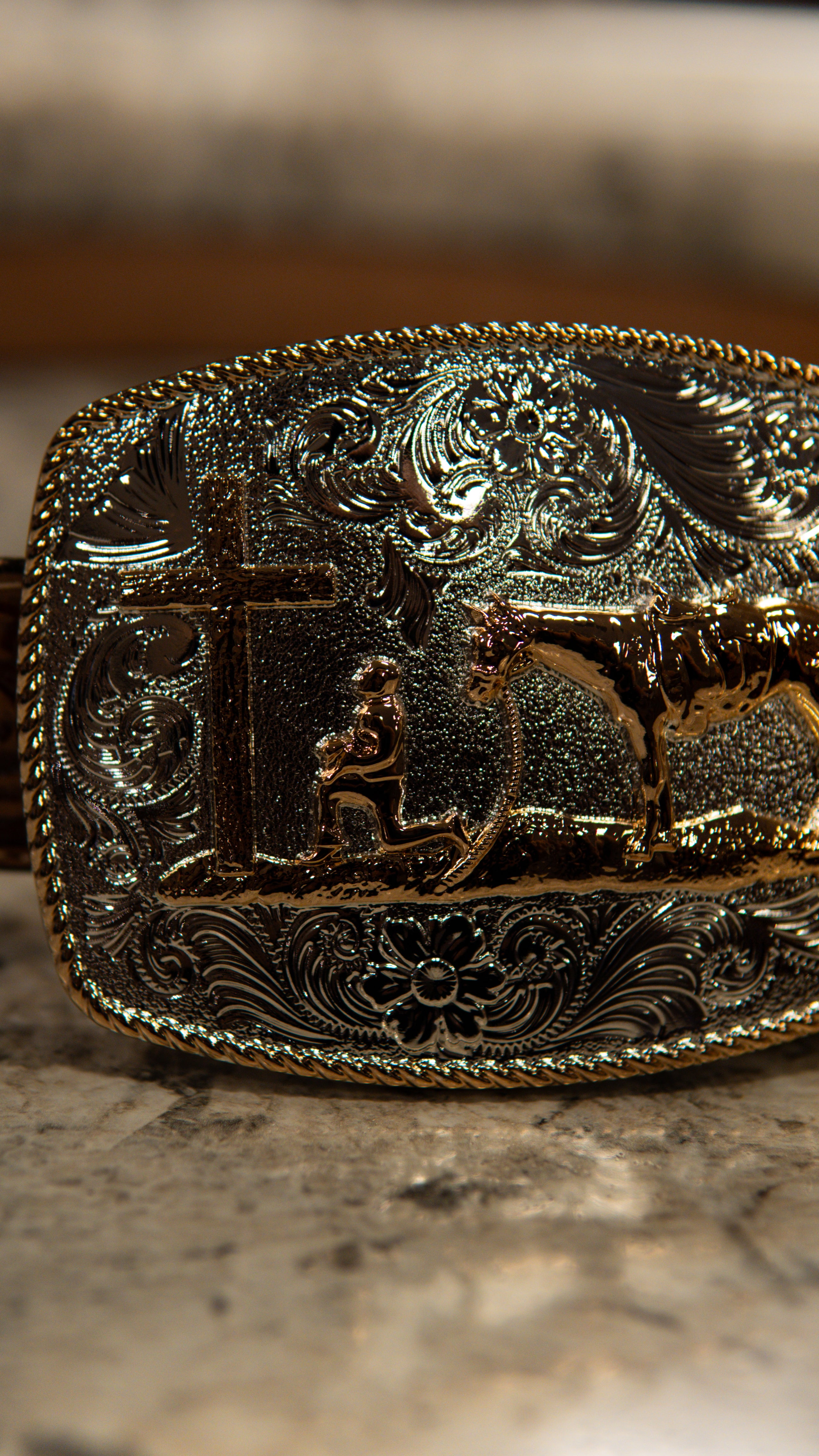 Kneeling Horse Sailing Western Buckle