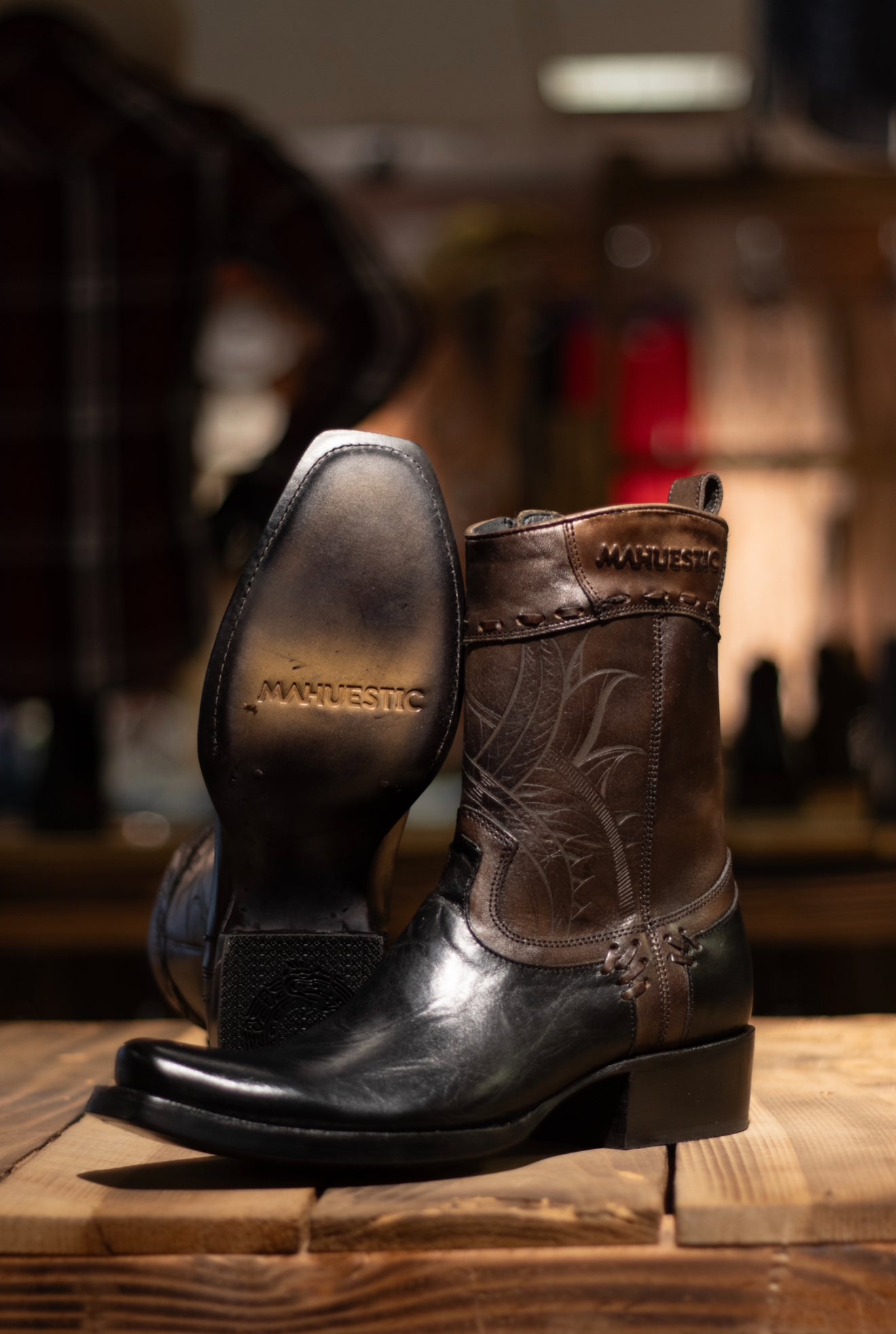 Mahuestic Dubai Toe “Azteca Negro” Boot