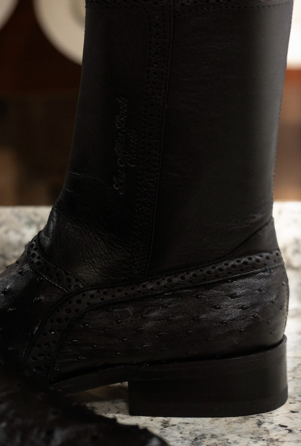 Ostrich Francia Zipper Botin “Midnight Black”